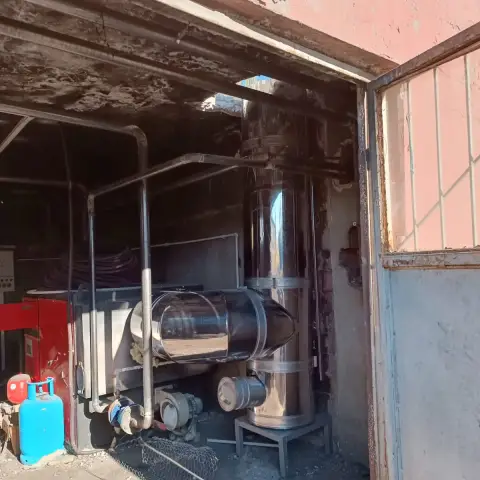 Kazan dairesinde duman kanalı ve kolektör hattı