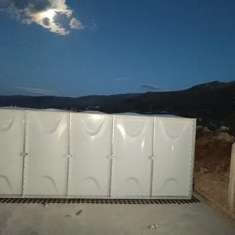 Açık alanda CTP panel su deposu